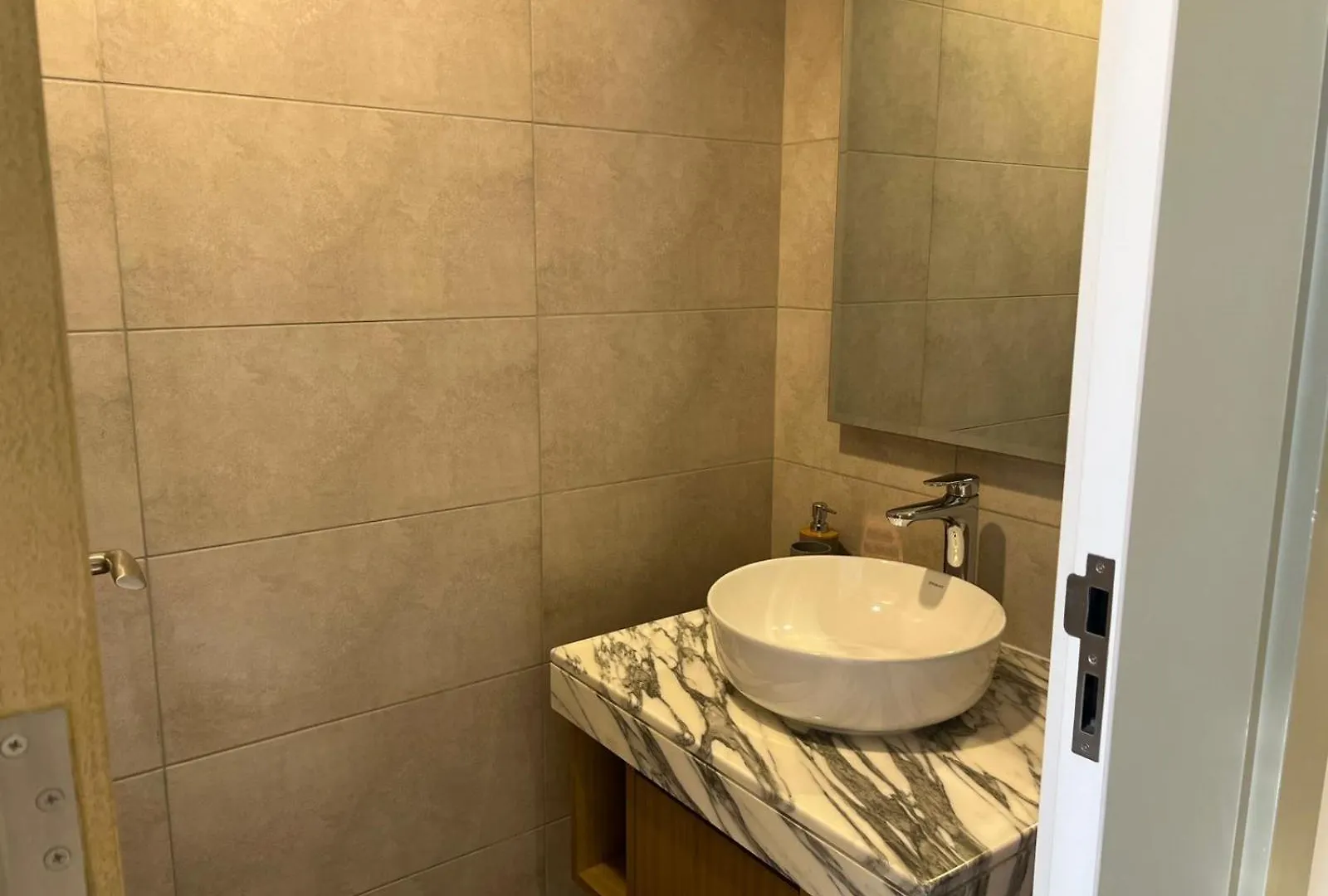 Elegant 2Br - Aykon City - 4312 Dubai