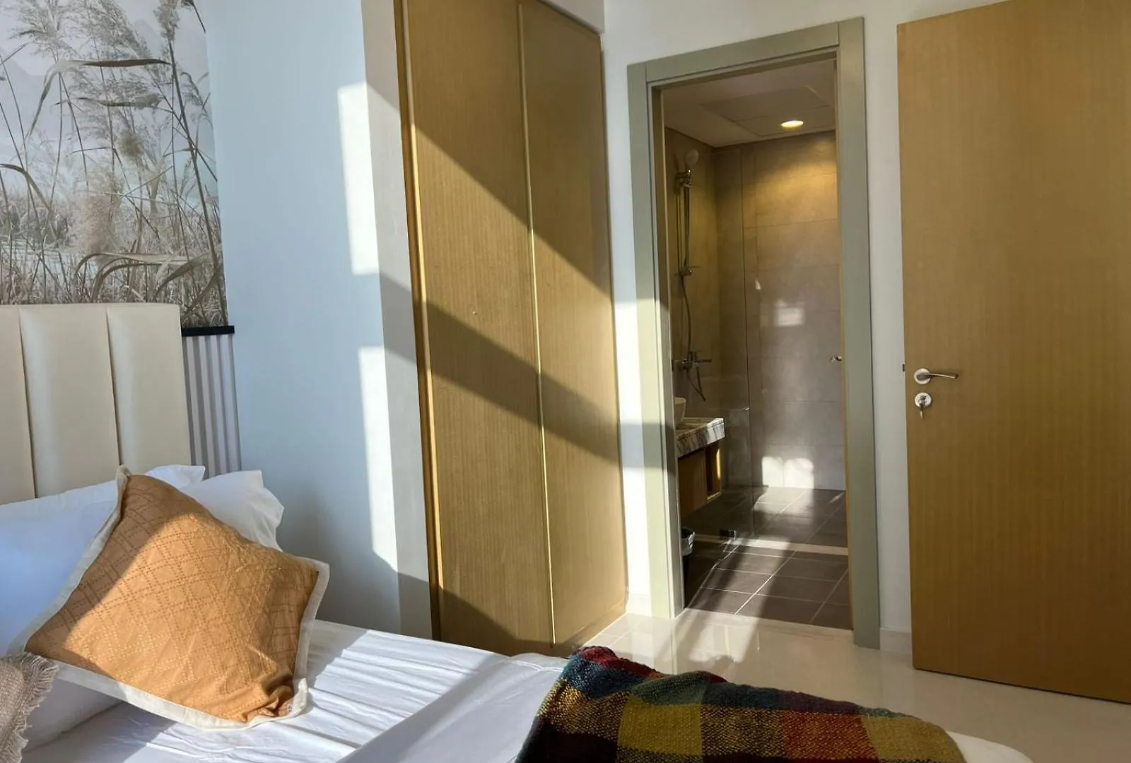 Apartment Elegant 2Br - Aykon City - 4312 Dubai
